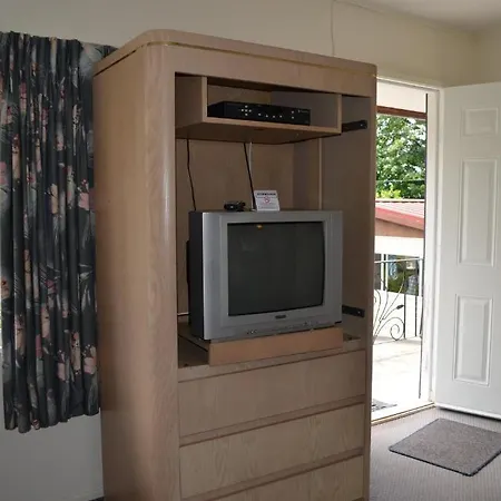 Seaside Villa Motel & Rv Park Powell River Room photo
